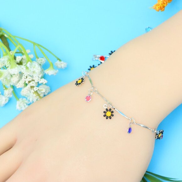 Chic & Stylish Bracelet – A Thoughtful Gift for Women and Girls, DYC1032 - Picture 2 of 9